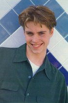 Jonathan Brandis : jonbran4.jpg