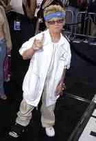 Jonathan Lipnicki : TI4U_u1146947754.jpg