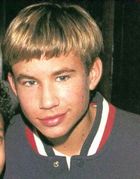 Jonathan Taylor Thomas : bowlcut2.jpg