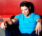 Josh Henderson : josh-henderson-1340724185.jpg