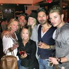 Josh Henderson : josh-henderson-1361082971.jpg