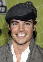 Josh Henderson : josh_henderson_1178901234.jpg