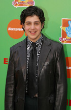 Josh Peck : josh_peck_1225228839.jpg