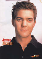 Joshua Jackson : joshjack098.jpg