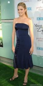 Julie Gonzalo : juliegonzalo_1255842416.jpg