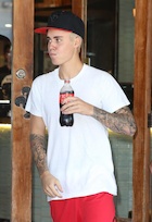 Justin Bieber : justin-bieber-1443372301.jpg