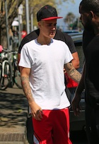 Justin Bieber : justin-bieber-1443384541.jpg