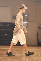 Justin Bieber : justin-bieber-1444950601.jpg