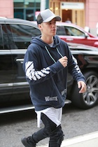 Justin Bieber : justin-bieber-1445055481.jpg