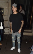 Justin Bieber : justin-bieber-1445555101.jpg