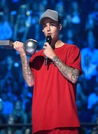 Justin Bieber : justin-bieber-1445817241.jpg