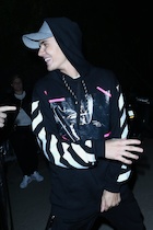 Justin Bieber : justin-bieber-1445942881.jpg