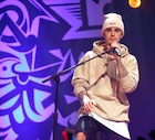 Justin Bieber : justin-bieber-1449672121.jpg