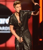 Justin Bieber : justin-bieber-1615924603.jpg