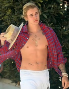 Justin Bieber : justin-bieber-1618328132.jpg