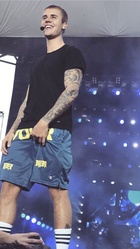 Justin Bieber : justin-bieber-1669846418.jpg