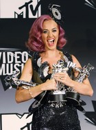 Katy Perry : katy-perry-1314729673.jpg