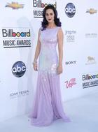 Katy Perry : katy-perry-1337570824.jpg