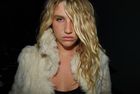 Ke$ha : keha_1263962413.jpg