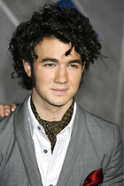 Kevin Jonas : kevinjonas_1221991820.jpg