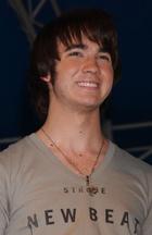 Kevin Jonas : kevinjonas_1221992040.jpg