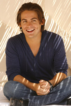 Kevin Zegers : TI4U_u1150478337.jpg