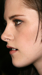 Kristen Stewart : kristen-stewart-1414428278.jpg