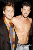 Lance Bass : lance_bass_1291419389.jpg