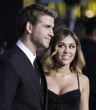 Liam Hemsworth : TI4U1383380686.jpg