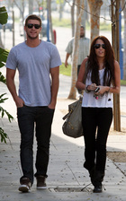 Liam Hemsworth : TI4U_u1267410571.jpg