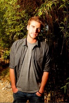 Liam Hemsworth : liam-hemsworth-1366451529.jpg