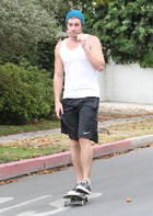 Liam Hemsworth : liam-hemsworth-1380142195.jpg