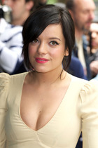 Lily Allen : lily-allen-1323544140.jpg