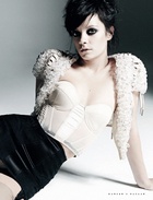 Lily Allen : lily-allen-1328639099.jpg