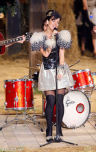 Lily Allen : lilyallen_1284781218.jpg