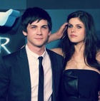 Logan Lerman : TI4U1407024699.jpg