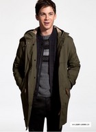 Logan Lerman : logan-lerman-1316123862.jpg