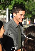 Logan Lerman : logan-lerman-1375222199.jpg