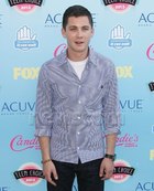 Logan Lerman : logan-lerman-1376412515.jpg