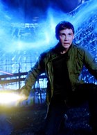 Logan Lerman : logan-lerman-1376927294.jpg