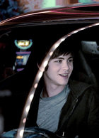 Logan Lerman : logan-lerman-1377094526.jpg