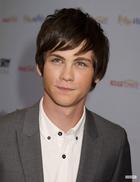 Logan Lerman : logan-lerman-1377372194.jpg