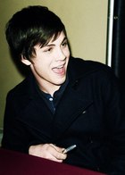 Logan Lerman : logan-lerman-1380471228.jpg