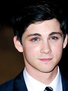 Logan Lerman : logan-lerman-1380471268.jpg