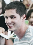 Logan Lerman : logan-lerman-1380471271.jpg