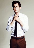 Logan Lerman : logan-lerman-1380471279.jpg