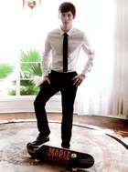 Logan Lerman : logan-lerman-1380471294.jpg