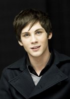 Logan Lerman : logan-lerman-1380471788.jpg