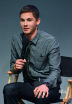 Logan Lerman : logan-lerman-1383590645.jpg