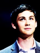 Logan Lerman : logan-lerman-1383850136.jpg